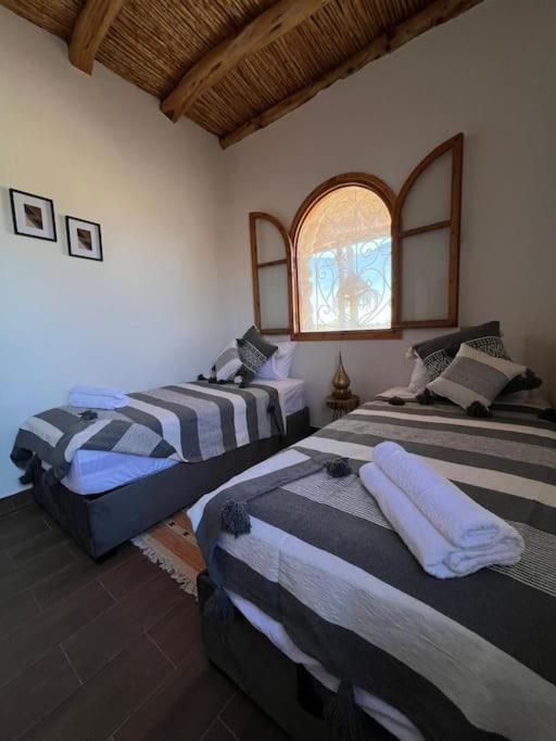Le Petit Chalet. As-Sawíra Exteriér fotografie